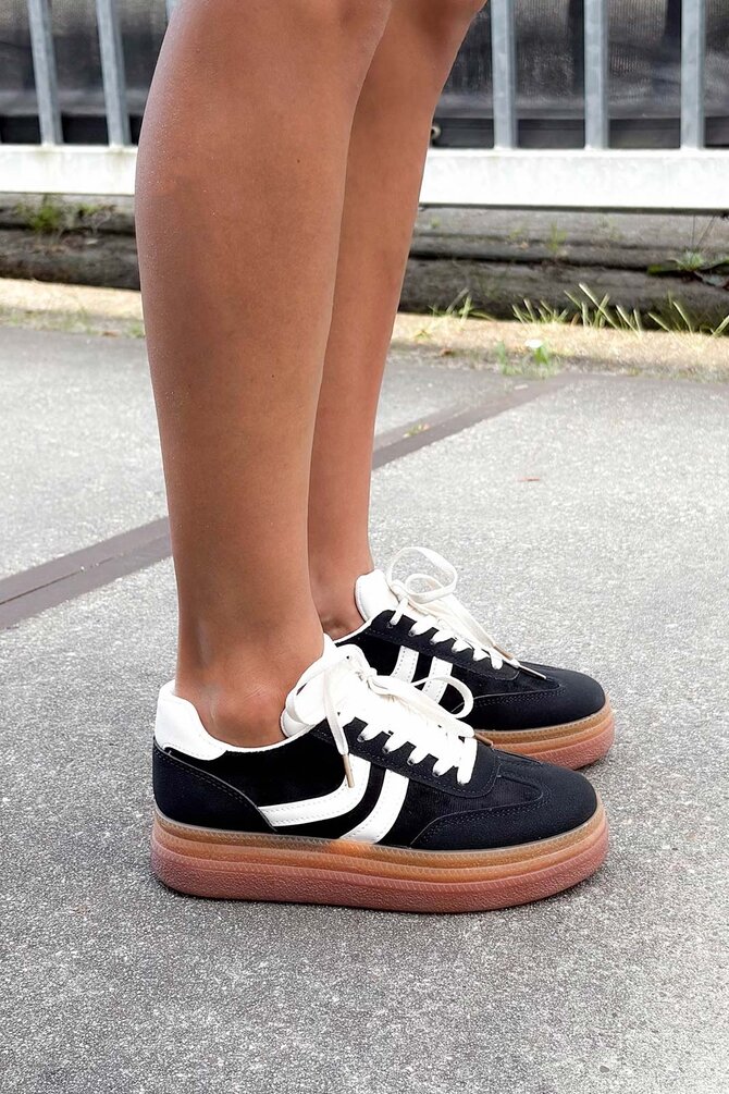 Suede Sneakers Karen - Zwart