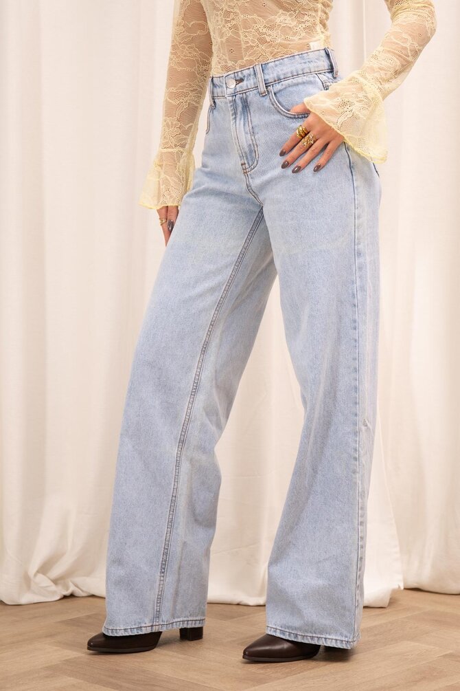 Wide Leg Jeans - Licht Blauw