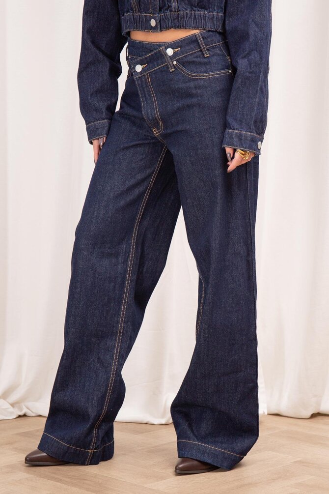 Cross Over Wide Leg Jeans