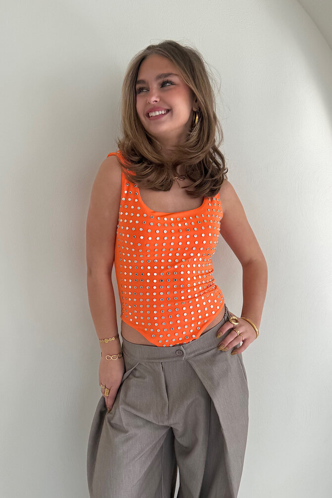 Oranje Studs Body