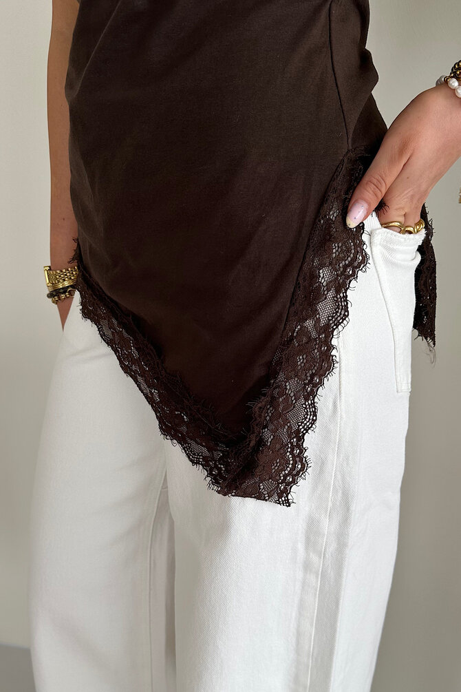 Shirt Met Kant - Bruin