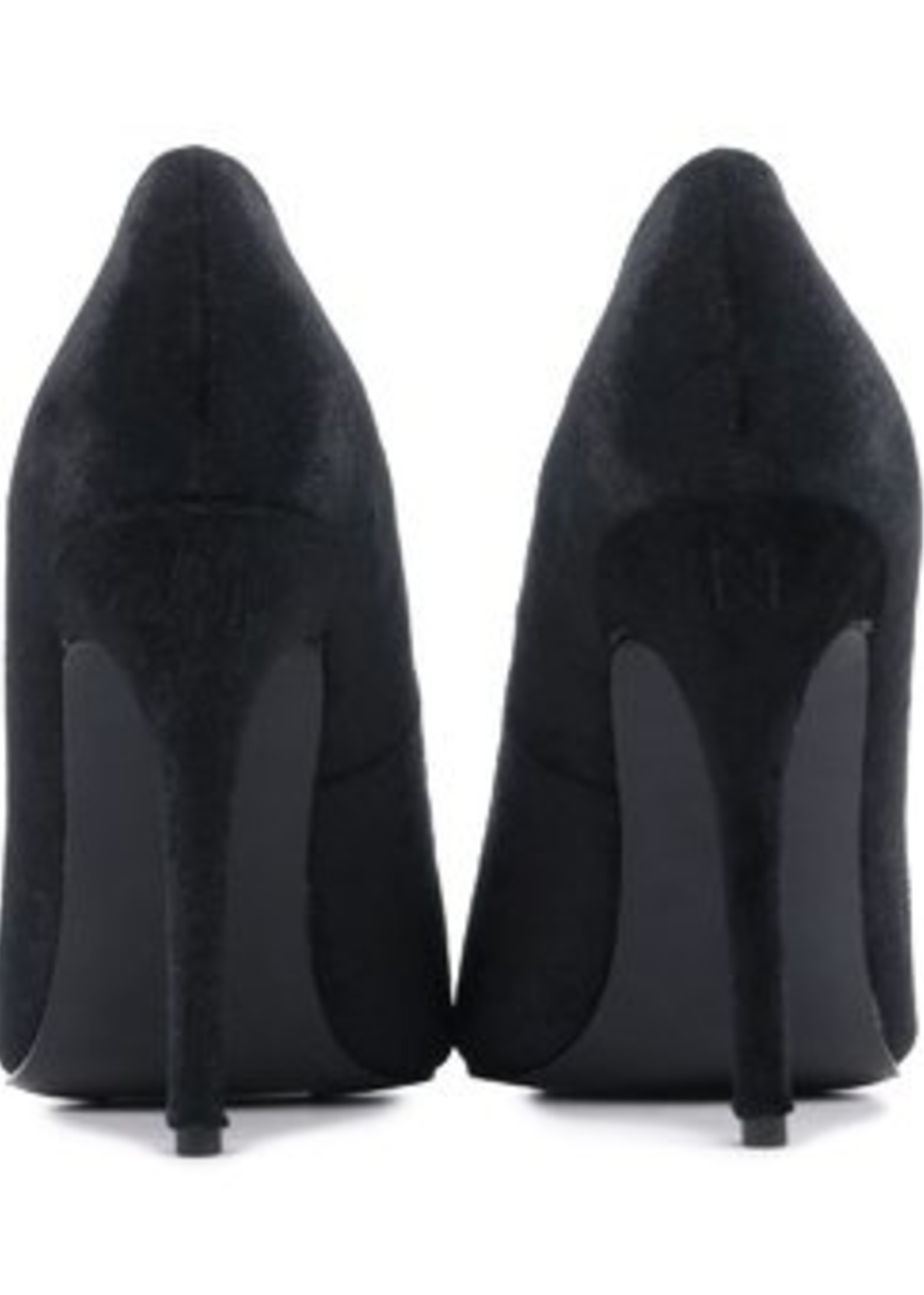 Velvet Pump - Exclusive Private Sales