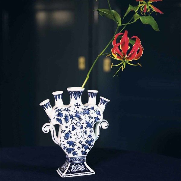 Tulip vase "Cherubs"