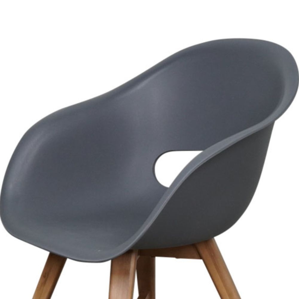 Onderhoud van kunststof tuinmeubelen