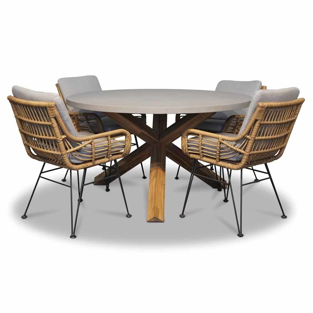 Nancy/Carlos taupe dining tuinset | 4 personen | betonlook + wicker | 135cm afbeelding