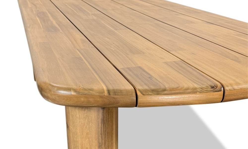 Onderhoud van acaciahouten tuinmeubelen