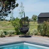 Sturdy hangstoel zwart