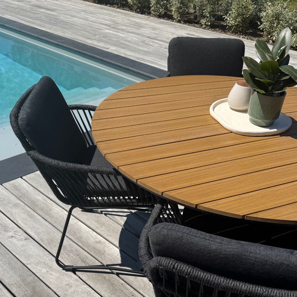 Cervo Natural/Mojito Negro dining tuinset | 4 personen | polywood + textileen | 120cm rond