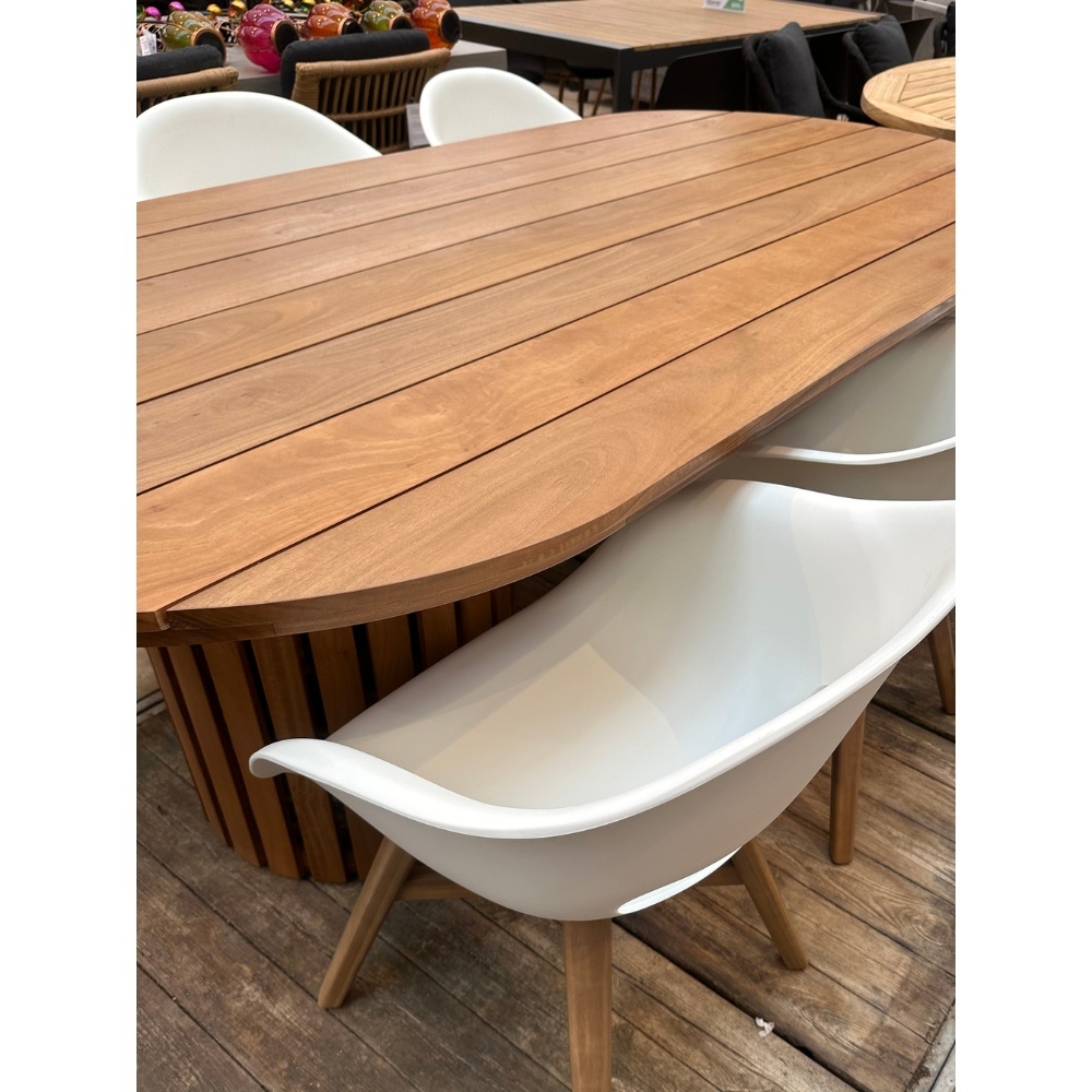 Berlijn dining tuintafel 8 personen | hardhout | teaklook | 300cm