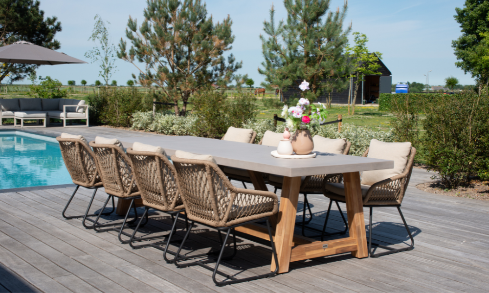 Decoratie ideeën tuintafel