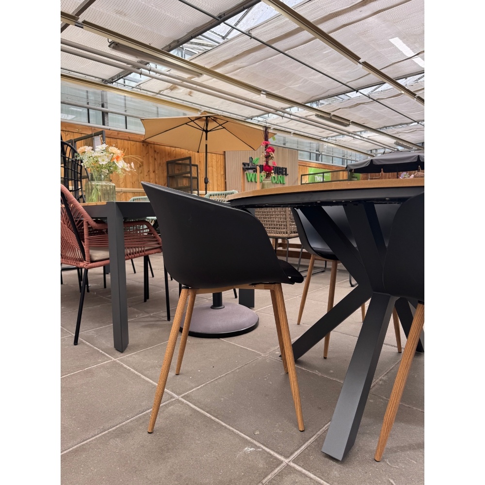 Rikki dining tuinstoel set van 4 | kunststof | zwart + houtlook
