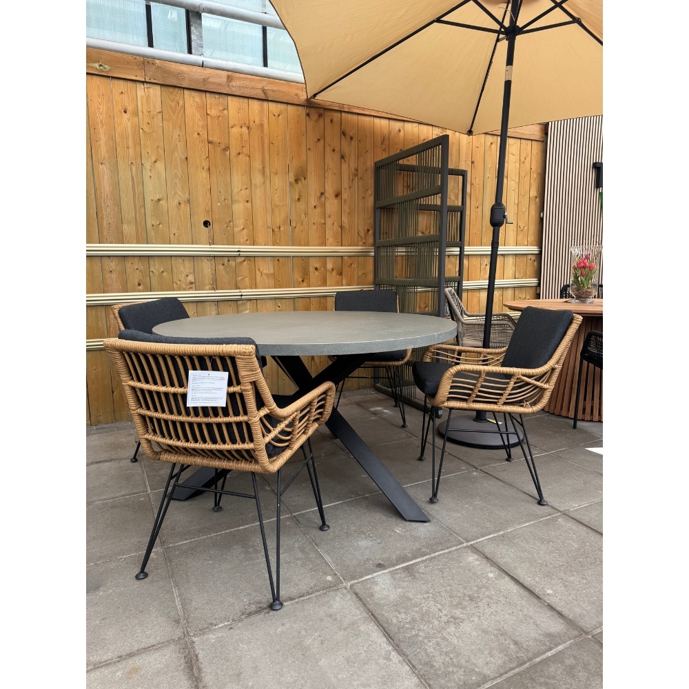 Meran/Carlos Antraciet dining tuinset | 4 personen | betonlook + wicker | 135cm rond