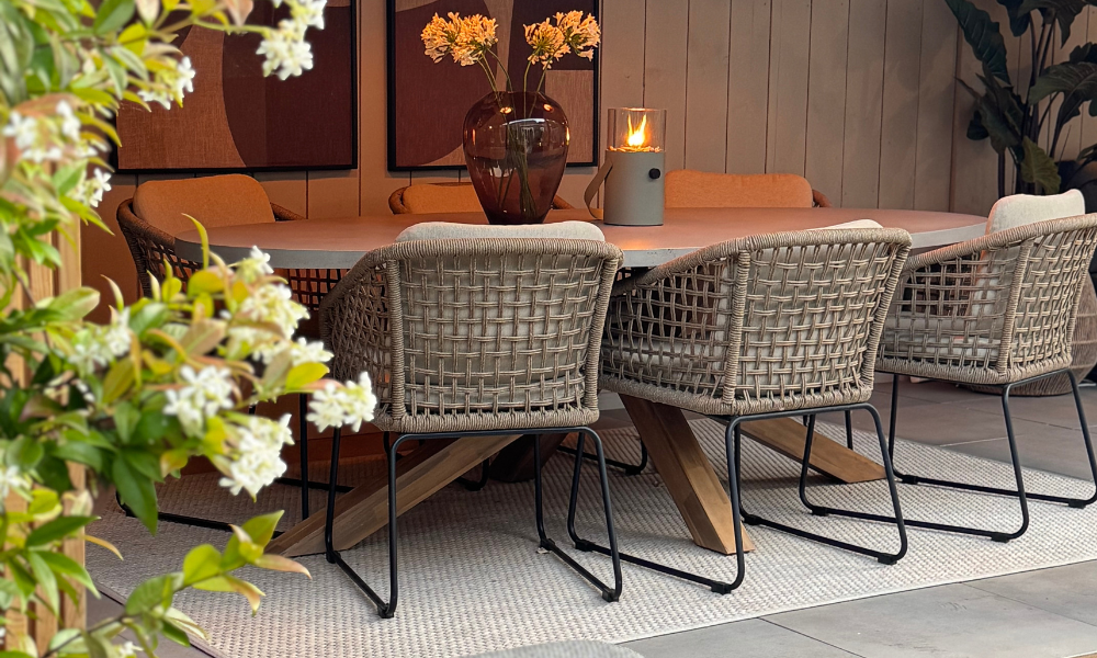 Hoe kies je de juiste hoogte voor je tuintafel?