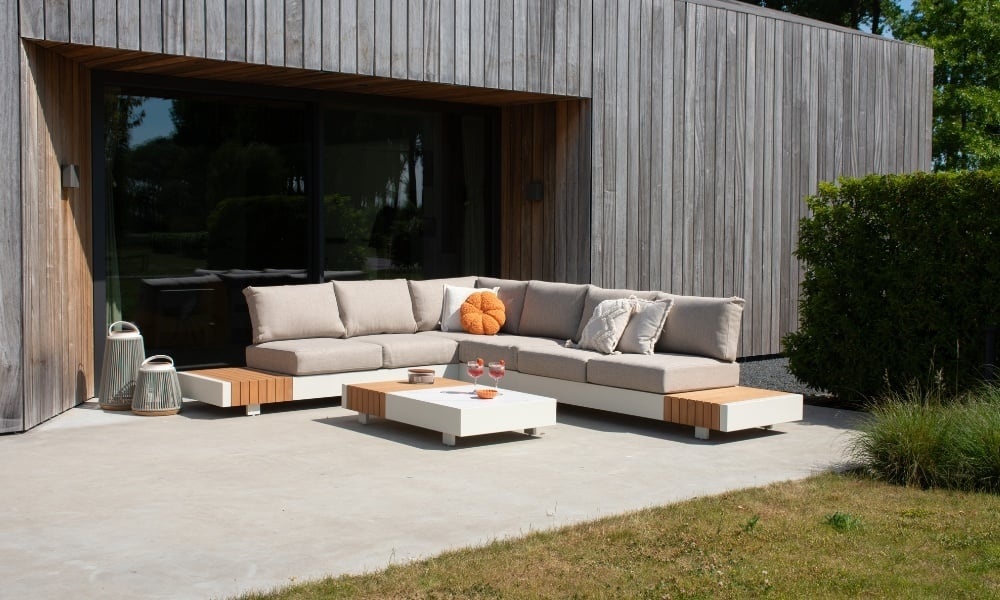   Hoe groot moet een terras zijn (voor een loungeset)?