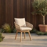 Bella dining tuinstoel | touw + hardhout | zand