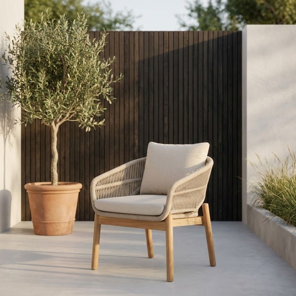 Braga dining tuinstoel | touw + hardhout | zand