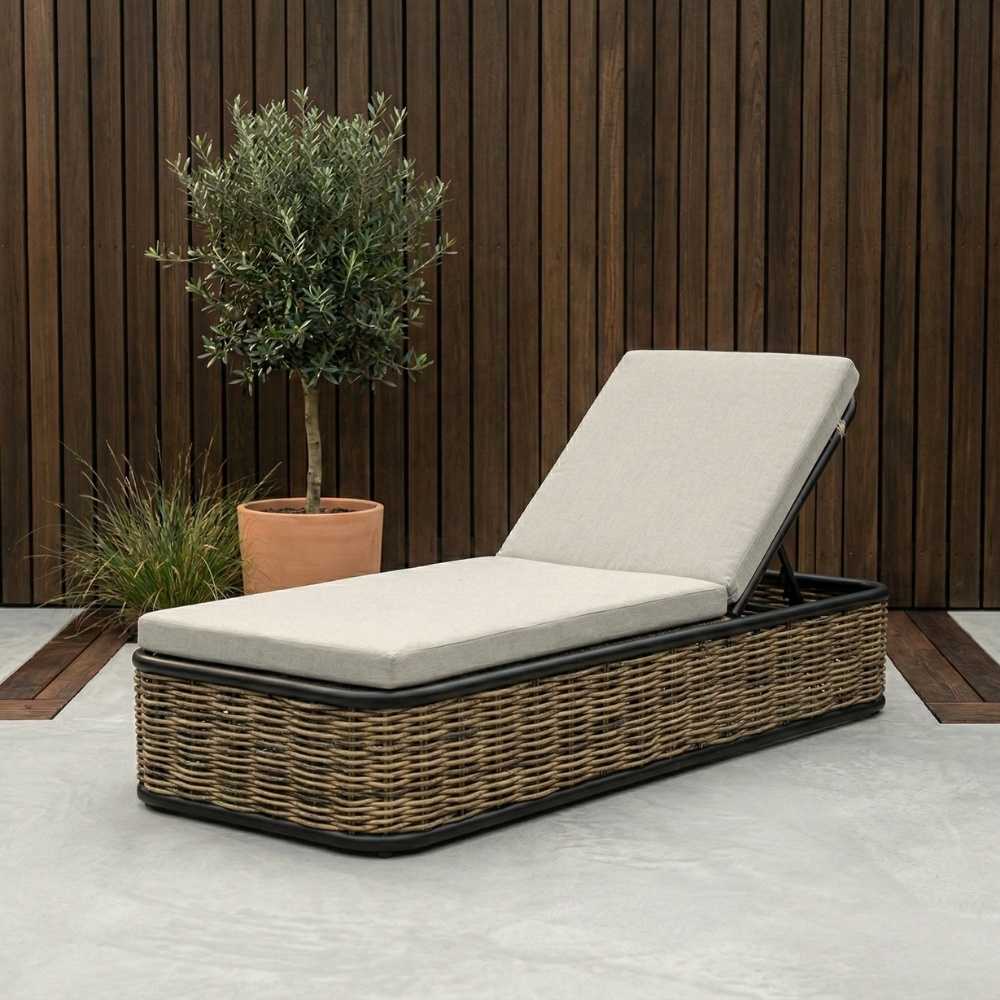 Lucca ligbed | wicker + aluminium | zand | 204cm