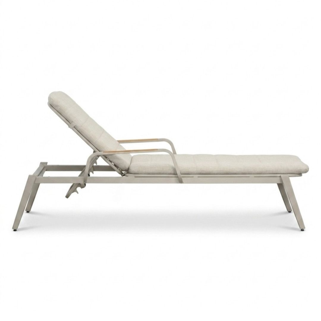 Malta ligbed beige | aluminium + teak | beige | 186cm