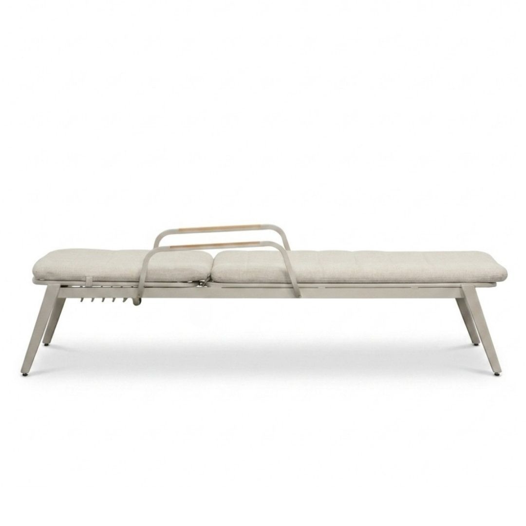 Malta ligbed beige | aluminium + teak | beige | 186cm