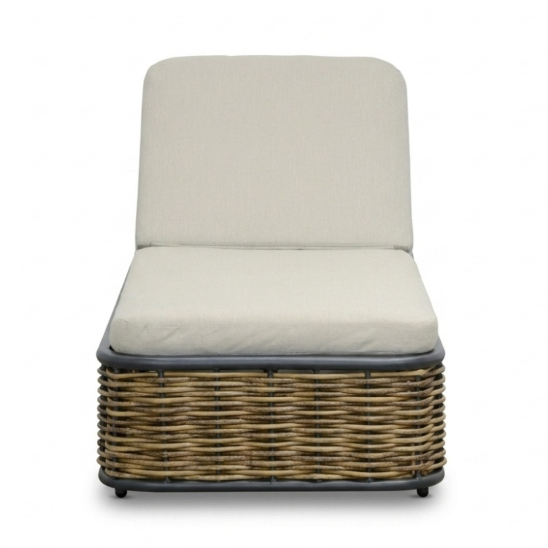 Lucca ligbed | wicker + aluminium | zand | 204cm