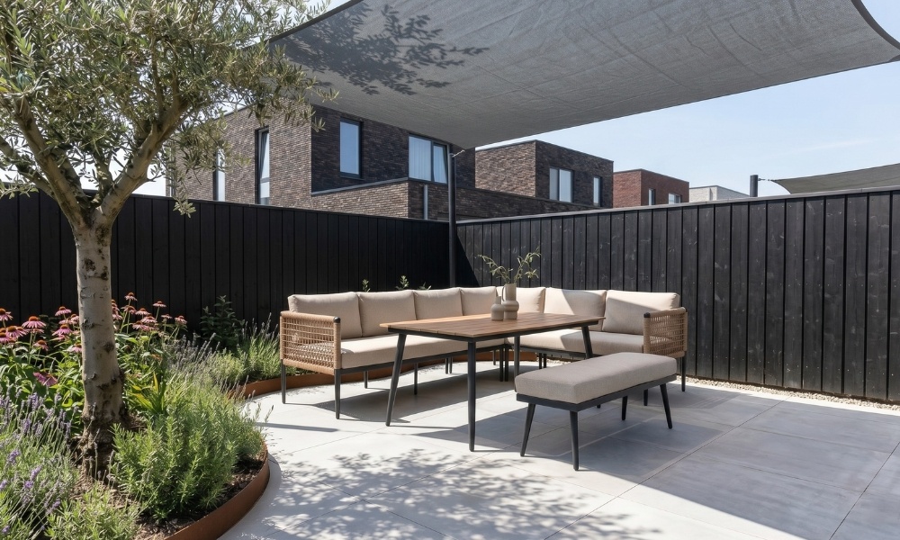 Schaduwdoek spannen in je tuin