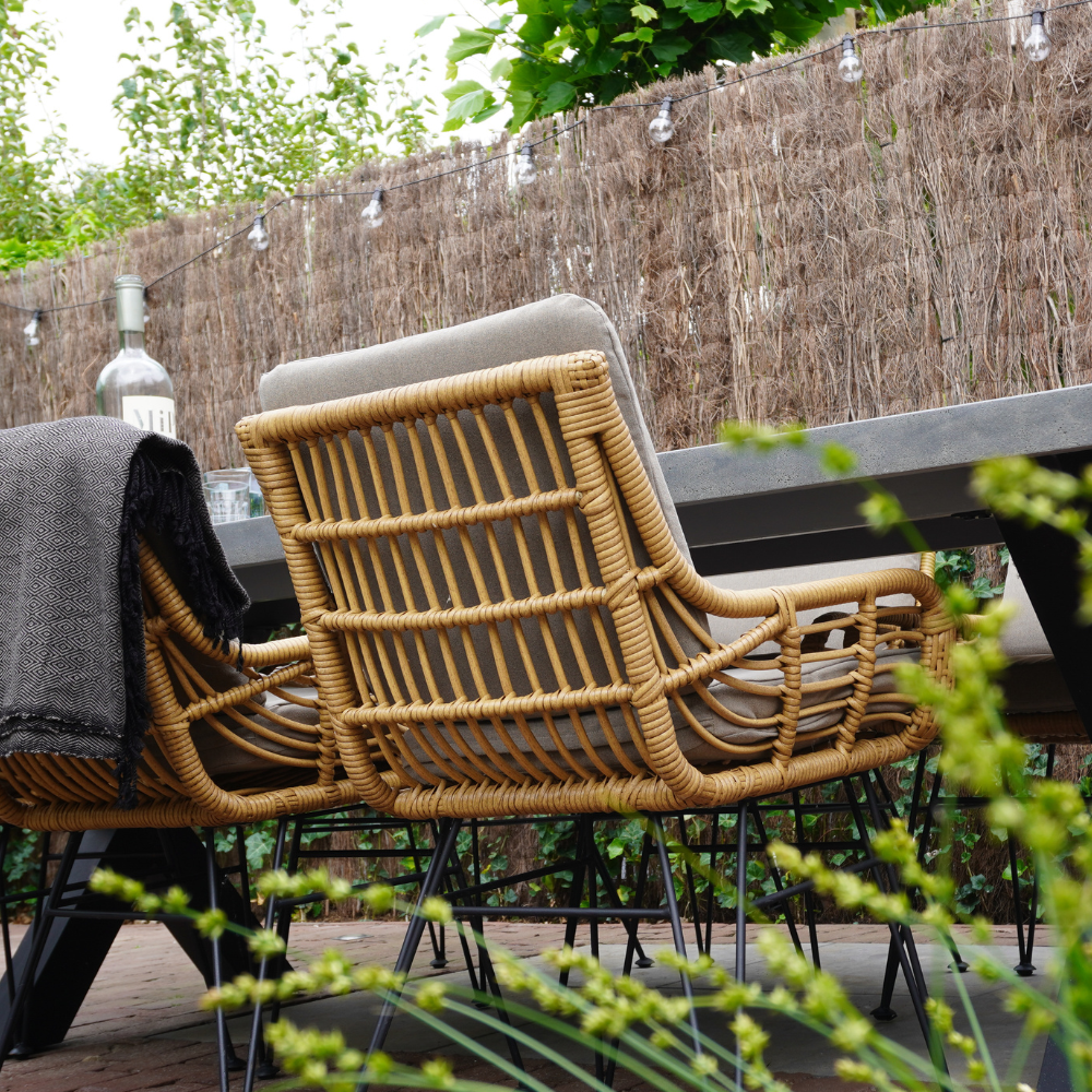 Cleve antraciet/Carlos taupe dining tuinset | 4 personen | teakhout + wicker | 120cm rond