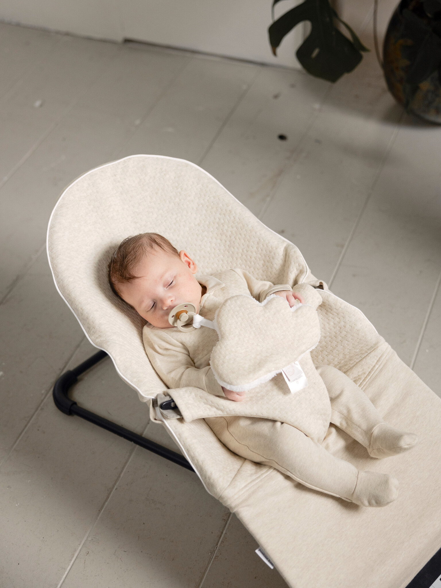Babysuit Sand-2