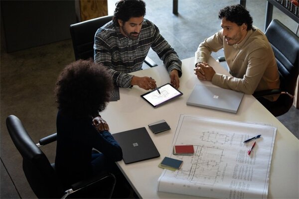 Microsoft Microsoft Surface Go 2 | 10.5" Touch (1920x1280) | Intel Pentium Gold 4425Y | 4GB RAM | 64GB eMMC | Windows 10 Professional | Zilver | OPEN BOX