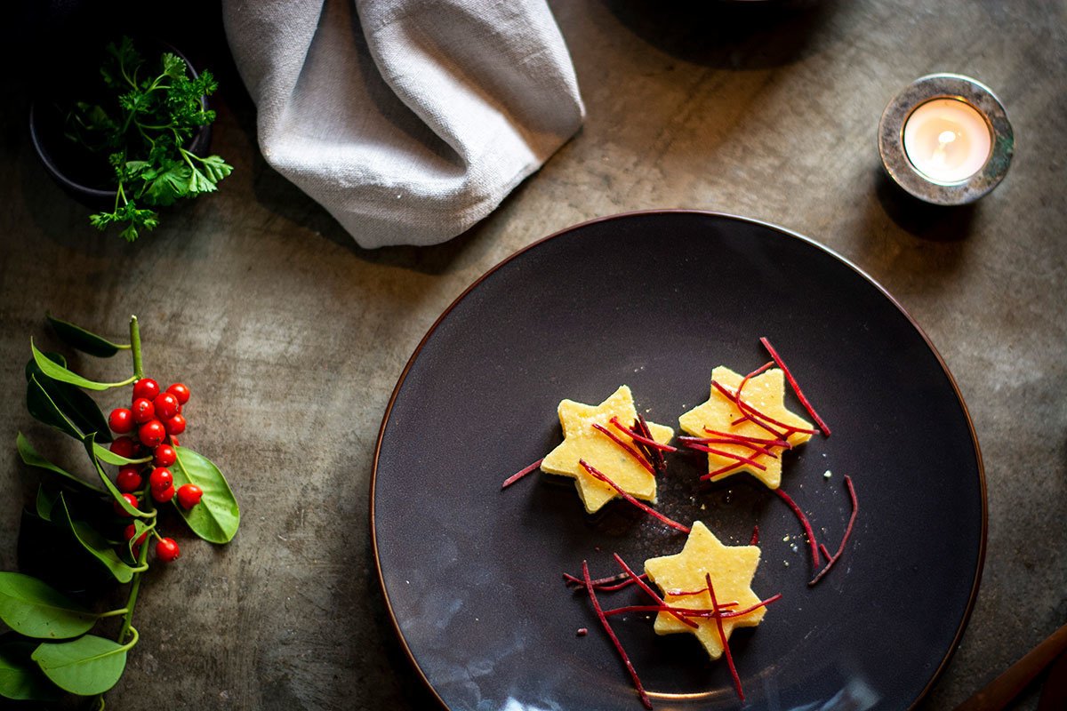 Polenta-Weihnachtssterne mit Gorgonzola