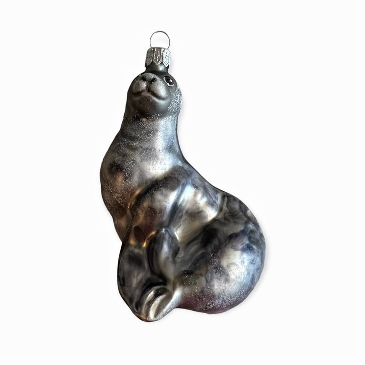 Christmas Ornament Grey Seal