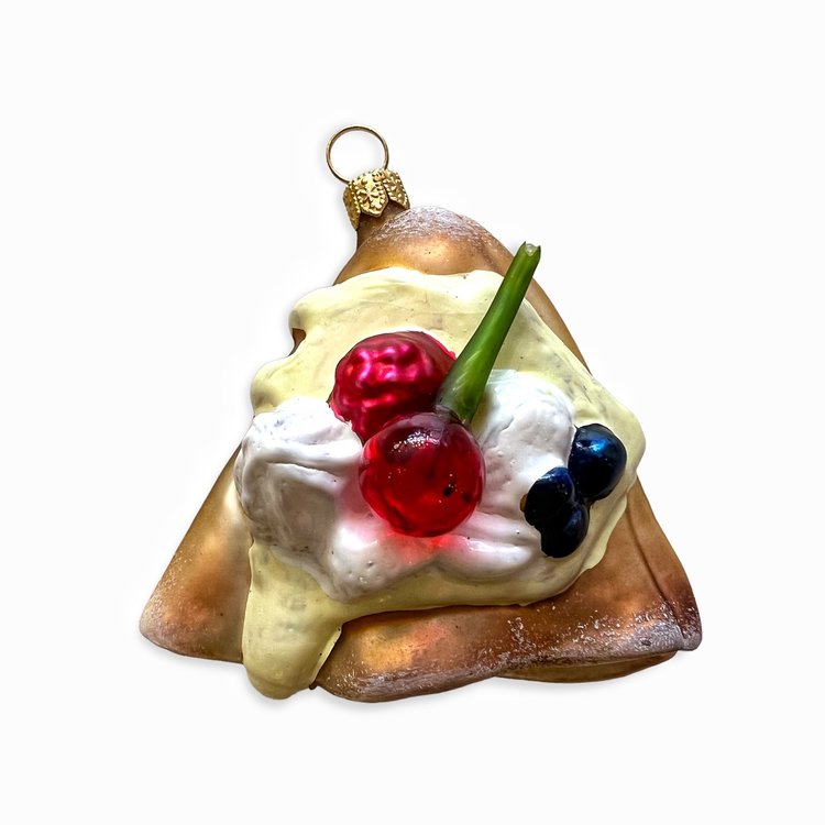 Christmas Ornament Crepe with Cherry