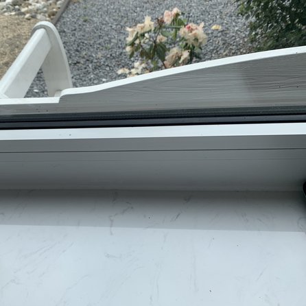 Fensterbank innen - Marmorkomposit poliert - Weißer Bianco Carrara Marmor Optik - 2 cm stark - Innenfensterbänke (Fenstersims) Kunststein / Komposit - Agglo Marmor / Gussmarmor - Nach Maß