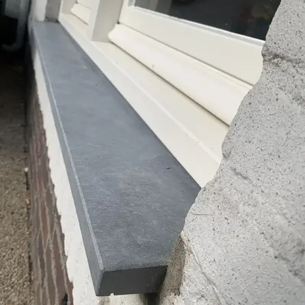Fensterbank außen - mit SCHRÄGUNG - Belgischer Blaustein - leicht geschliffen - 8 cm stark - Tropfkante Außenfensterbänke (Sohlbank) - Naturstein - Nach Maß Fensterbank außen - mit SCHRÄGUNG - Belgischer Blaustein - leicht geschliffen - 8 cm stark - Tropfkante Außenfensterbänke (Sohlbank) - Naturstein - Nach Maß