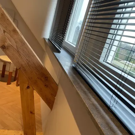 Fensterbank innen - Belgischer Blaustein - leicht geschliffen - 2 cm stark - Innenfensterbänke (Fenstersims) Naturstein - belgischer blauer Kalkstein - Nach Maß