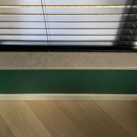Fensterbank innen - Quarz-Komposit poliert - Naturstein Optik Grau - 2 cm stark - Innenfensterbänke (Fenstersims) Kunststein / Komposit - Quartskomposit / Quarzverbund - Nach Maß