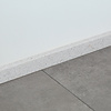 Sockelleiste - Marmorkomposit poliert - Terrazzo weiß - 2 cm stark - Fußleiste / Fussbodenleiste - Kunststein / Komposit - Agglo Marmor / Gussmarmor - Nach Maß