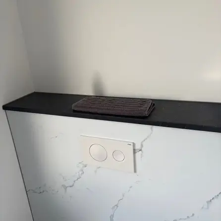 Fensterbank innen - Belgischer Blaustein - leicht geschliffen - 2 cm stark - Innenfensterbänke (Fenstersims) Naturstein - belgischer blauer Kalkstein - Nach Maß Fensterbank innen - Belgischer Blaustein - leicht geschliffen - 2 cm stark - Innenfensterbänke (Fenstersims) Naturstein - belgischer blauer Kalkstein - Nach Maß