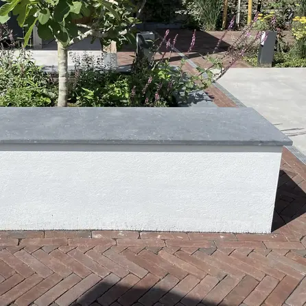 Muurdeksteen vlak blauwe steen - Licht gezoet arduin - 2 cm dik - OP MAAT - Muurkap / Muurafdekker (buiten) met  waterhol - Belgisch hardsteen (blauw steen / blauwsteen)