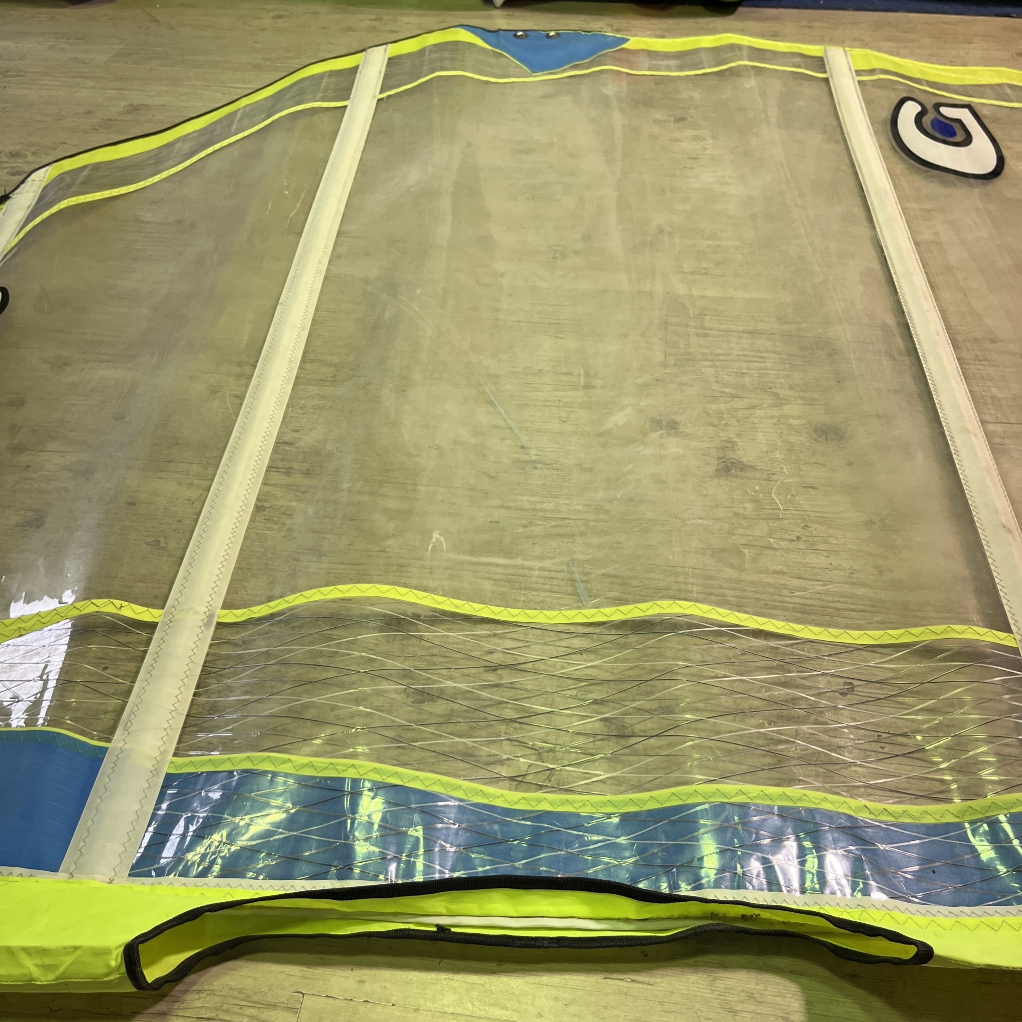 Challenger Fluido 7.3 2001