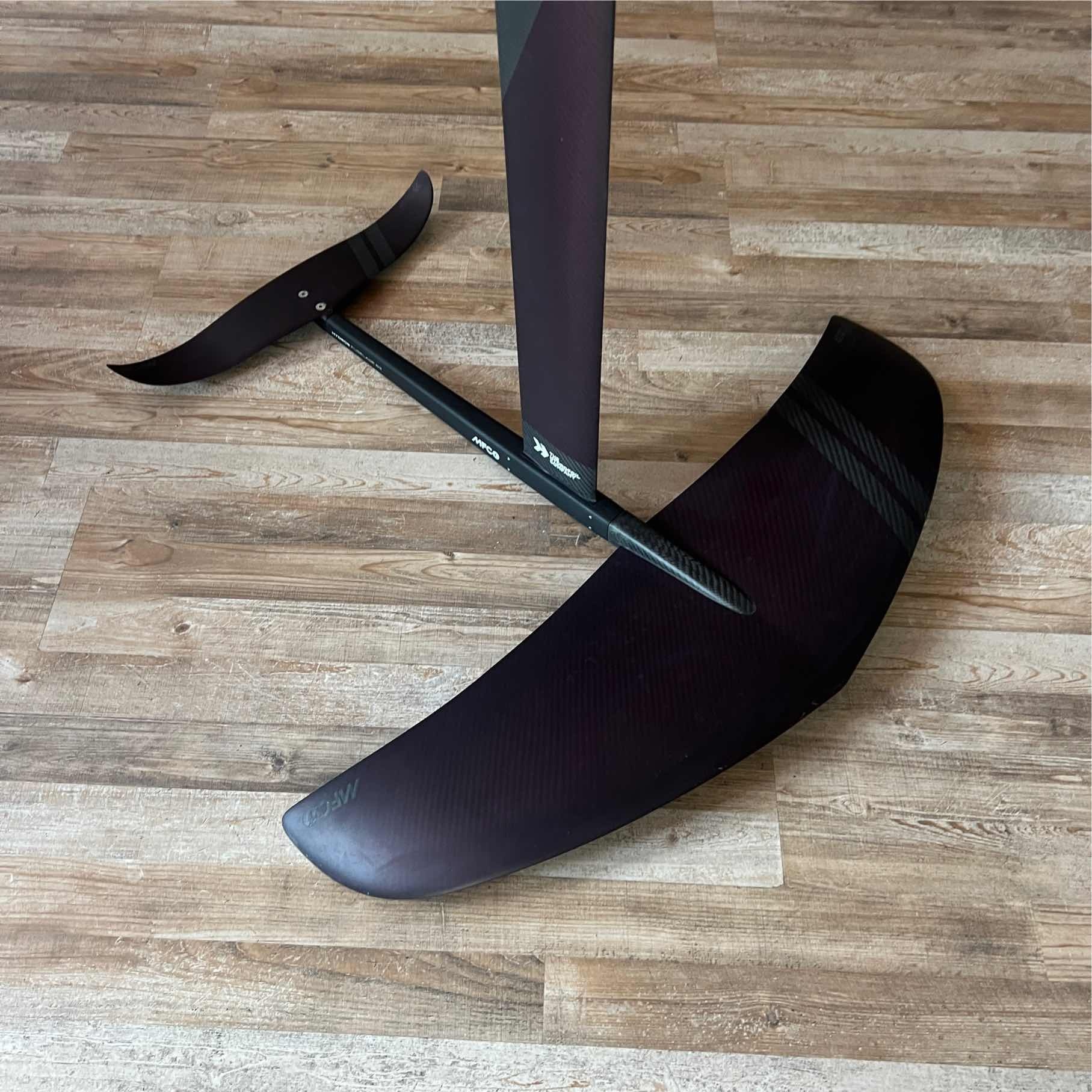 MFC MFC Hydros 1600 Pack Mast 92