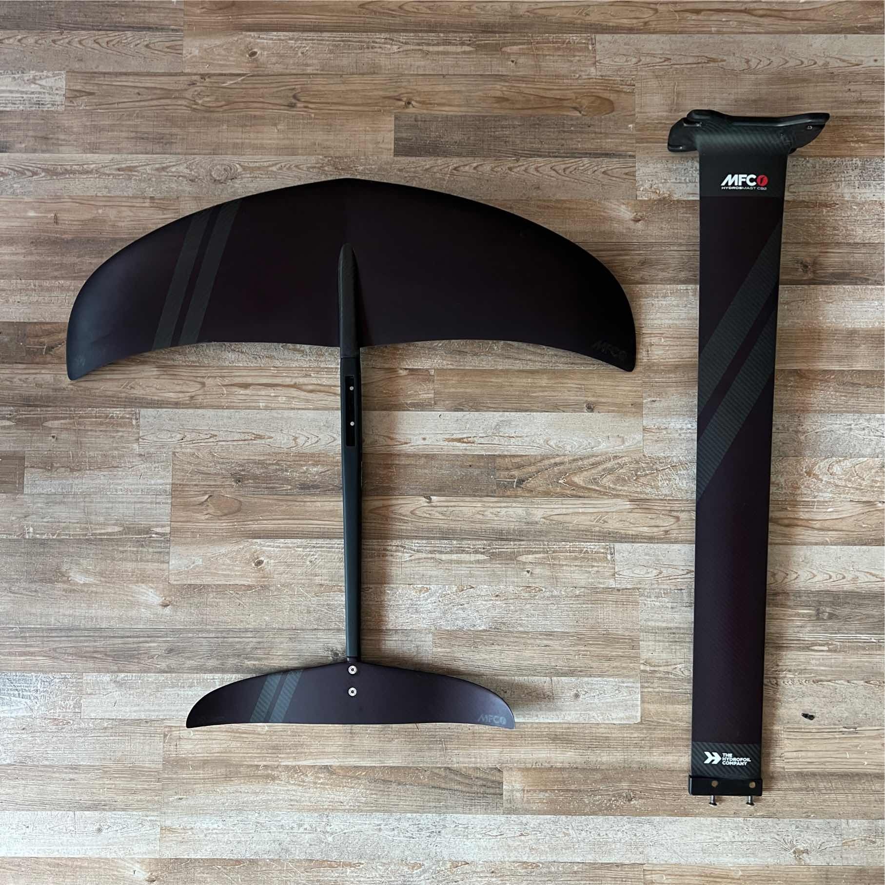 MFC MFC Hydros 1600 Pack Mast 92