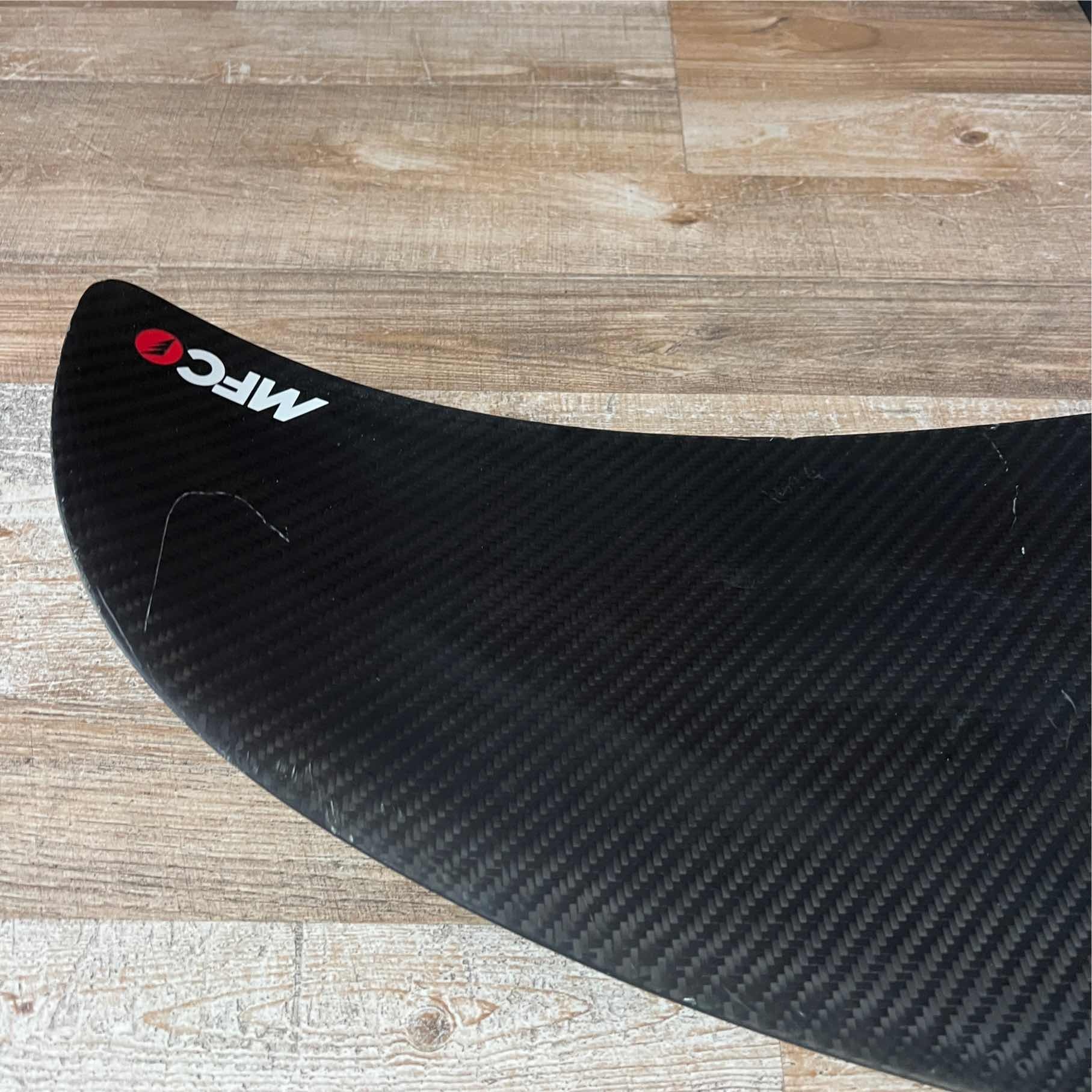 MFC MFC Hydros 1600 Pack Mast 92