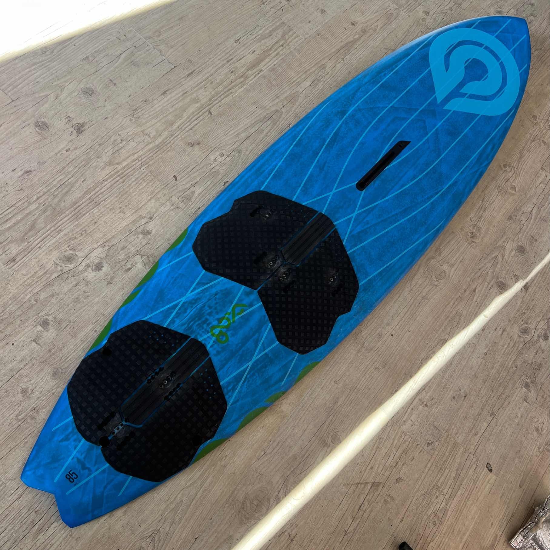 Goya Goya One  12 Carbon 85