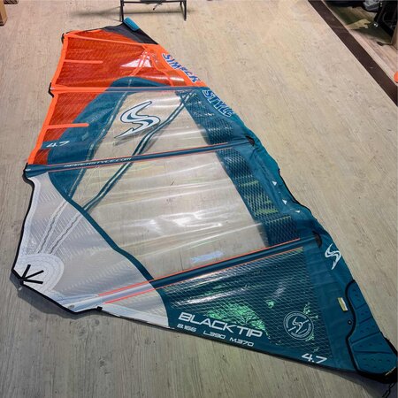 Simmer Simmer Blacktip 4.7 2021