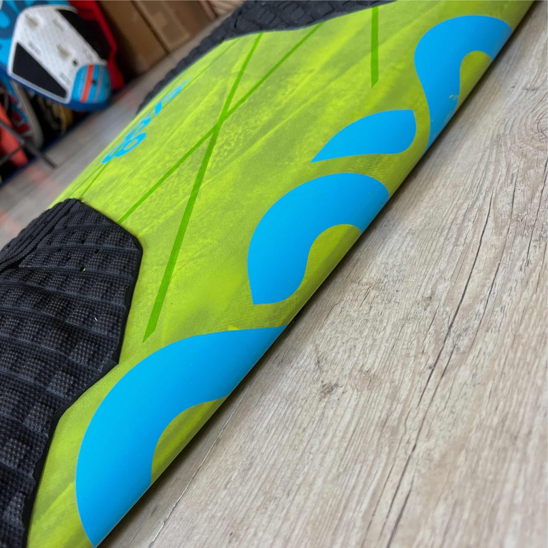 Goya Goya Custom Thruster 4 77