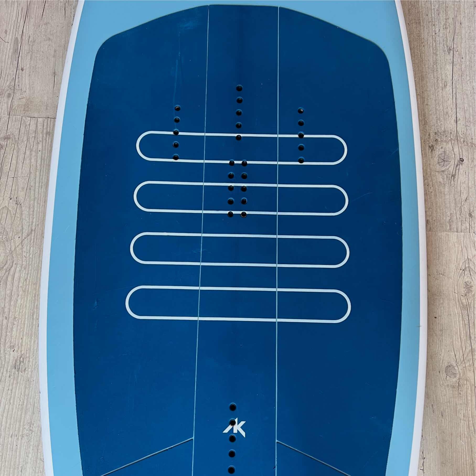 AK Durable Supply Co. AK Phazer v4 Active Carbon 5'10 (110L)