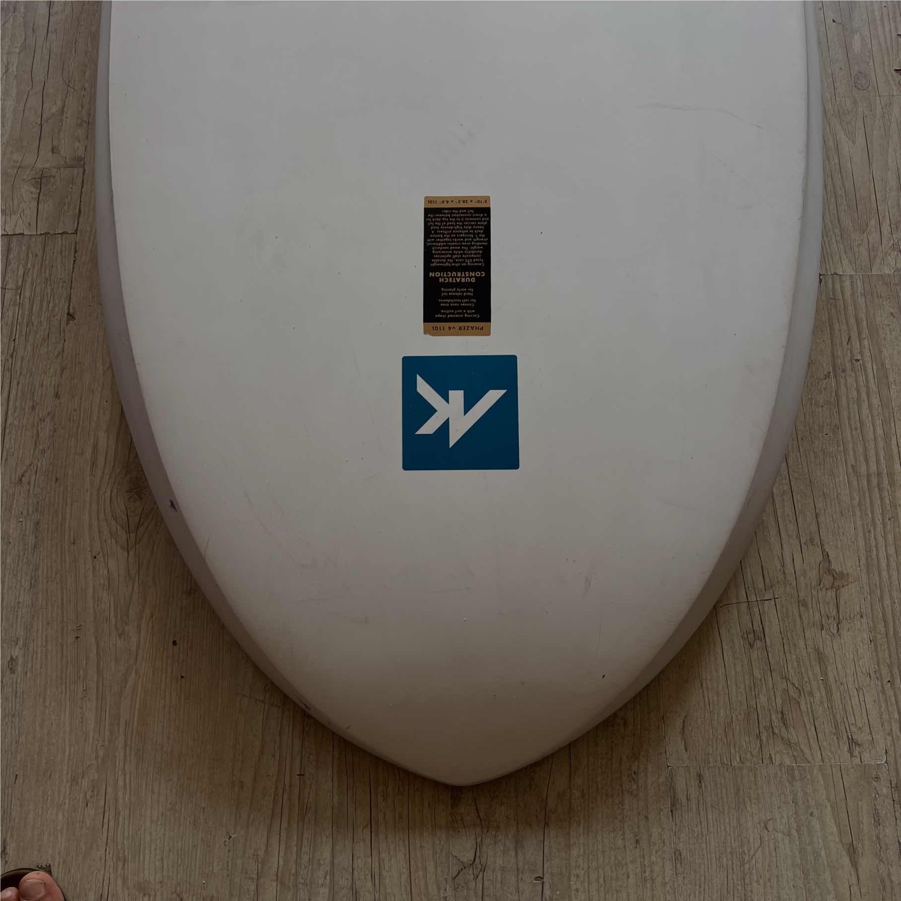 AK Durable Supply Co. AK Phazer v4 Active Carbon 5'10 (110L)
