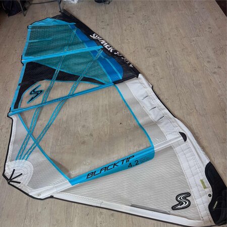 Simmer Simmer Blacktip 4.2 2017