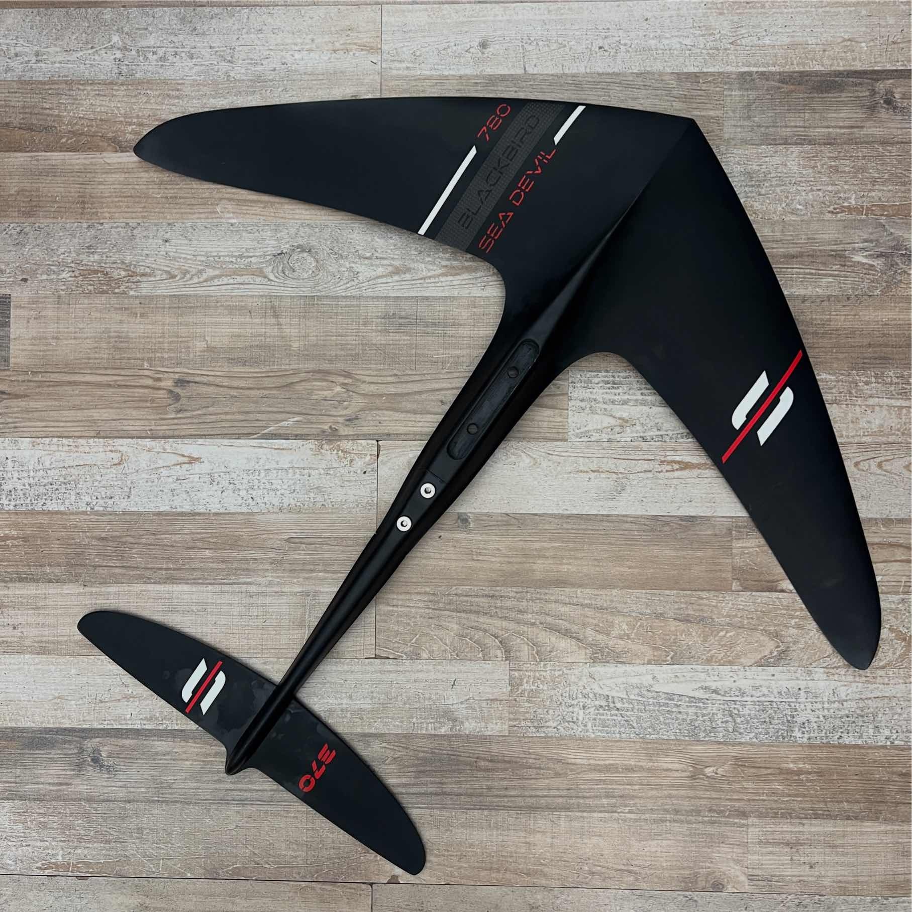 Sabfoil Sabfoil Sea Devil 780-FCM-370 Blackbird glider