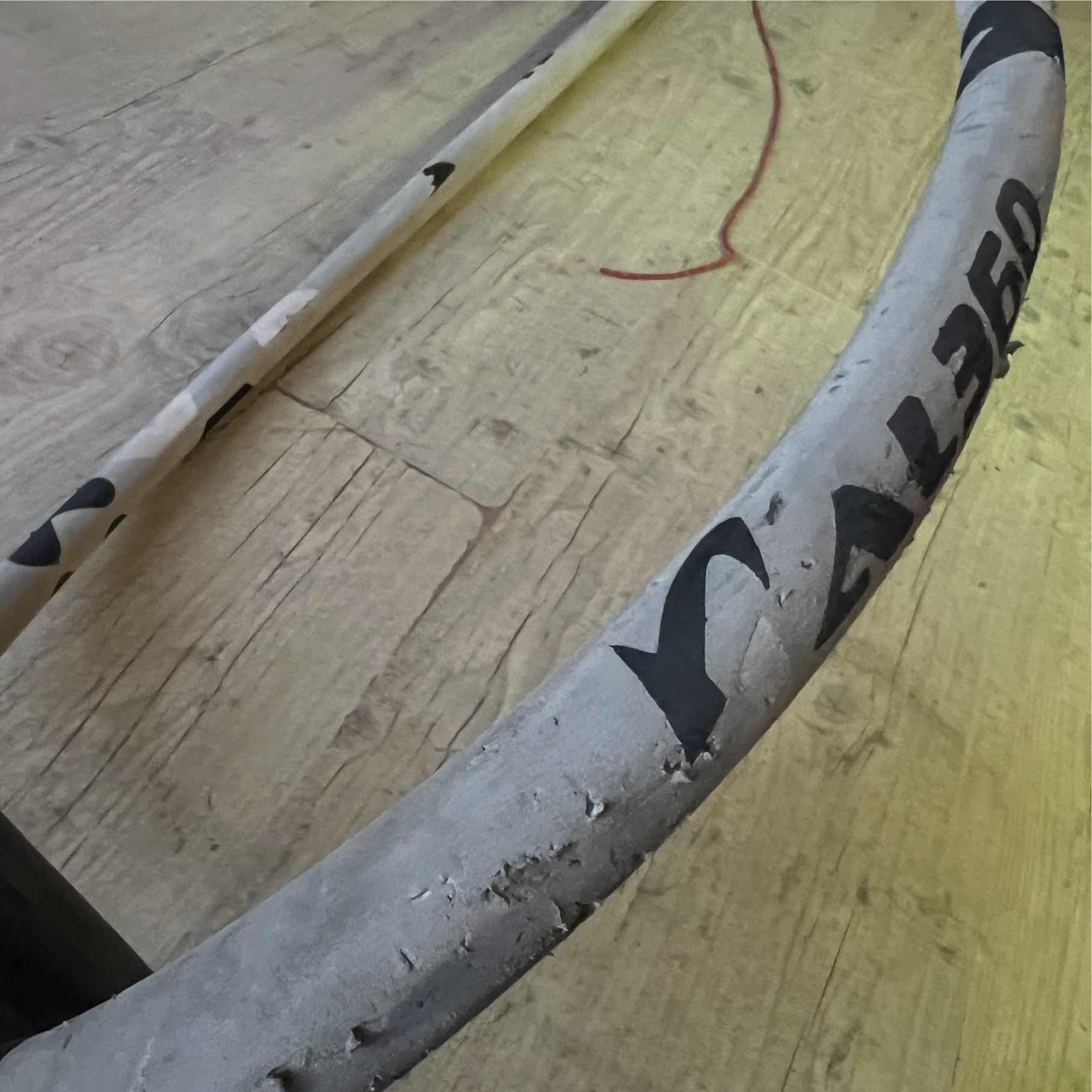 AL360 AL360 E3 Carbon 185-245